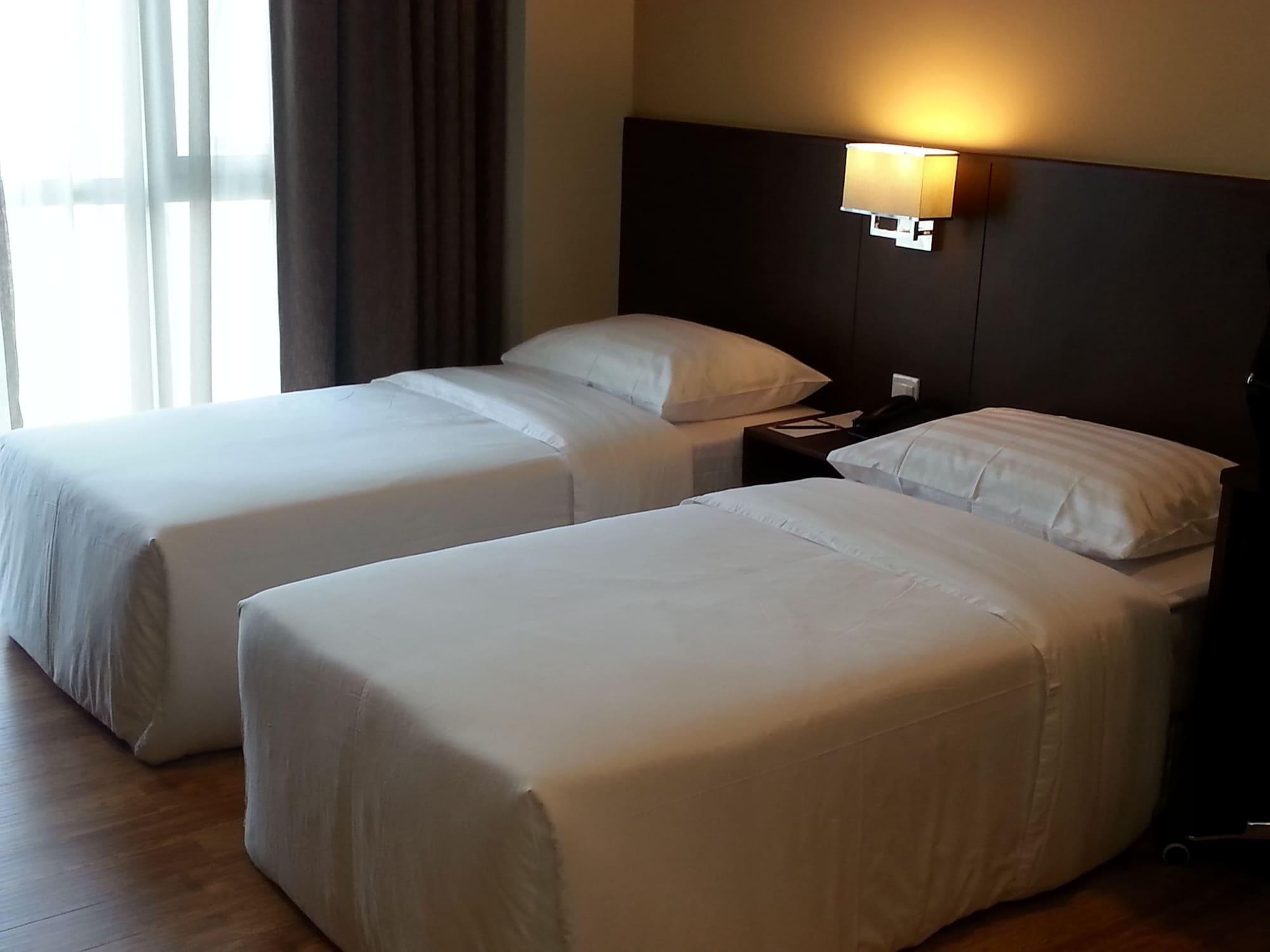 Keoja Hotel Kuala Belait Eksteriør billede