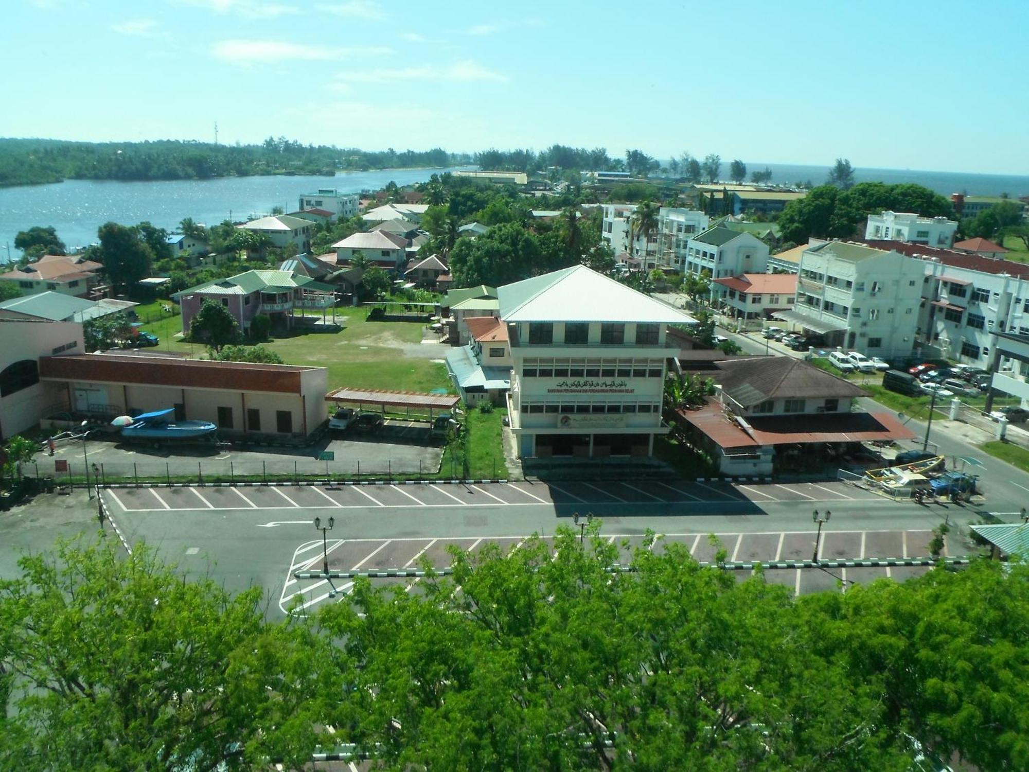 Keoja Hotel Kuala Belait Eksteriør billede